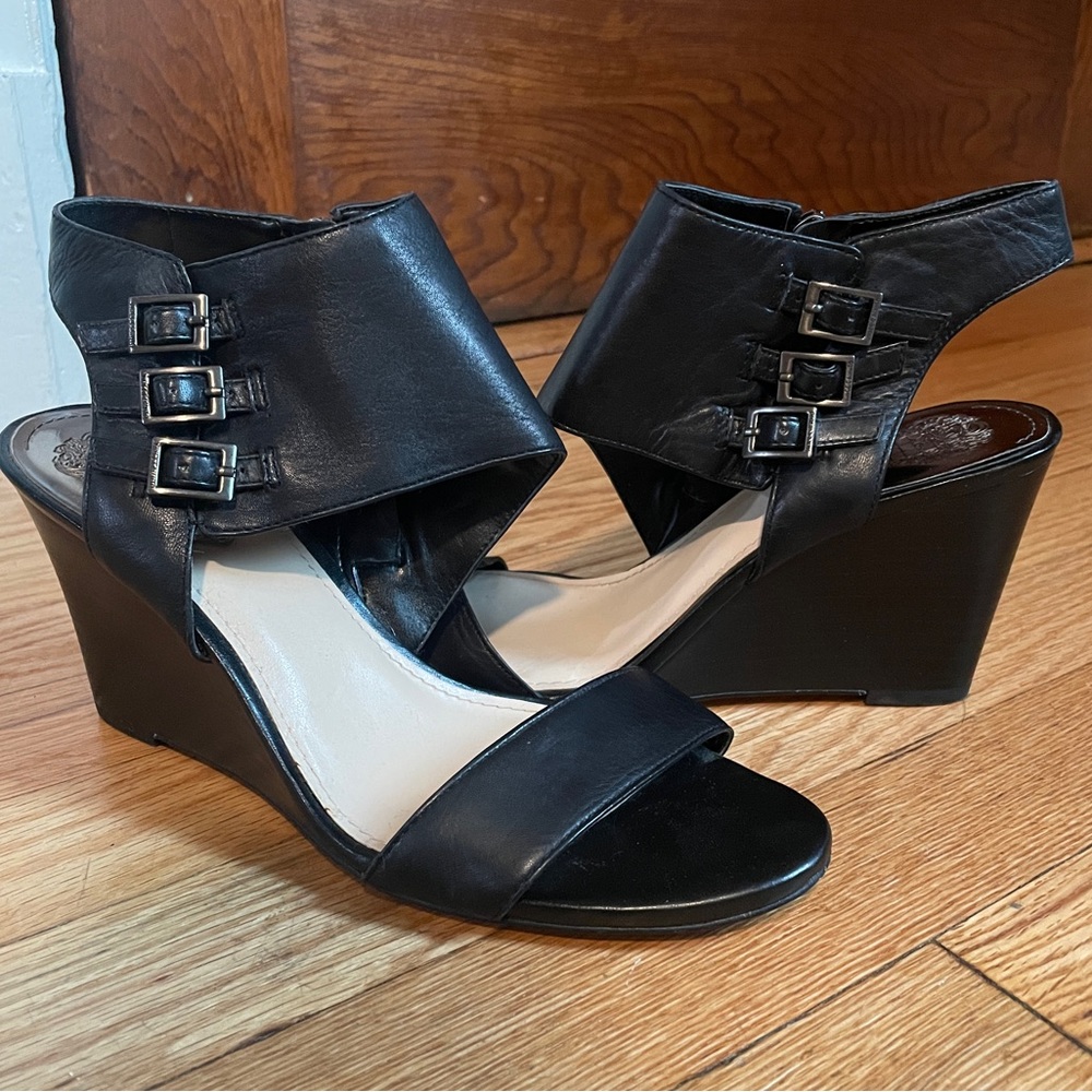 Never worn | Vince Camuto | Lyssia Black Leather Wedge Heels Sandals Size 8M/38